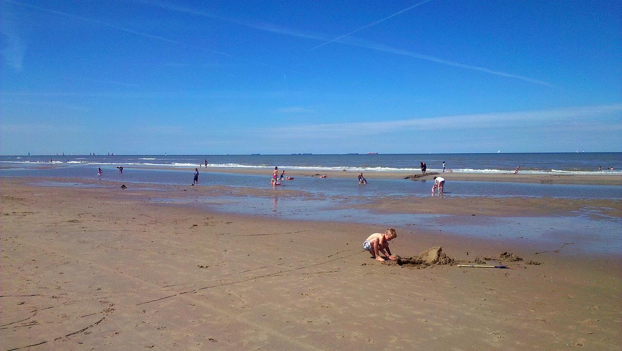 Sleeping By Van Beelen Katwijk aan Zee Exterior photo